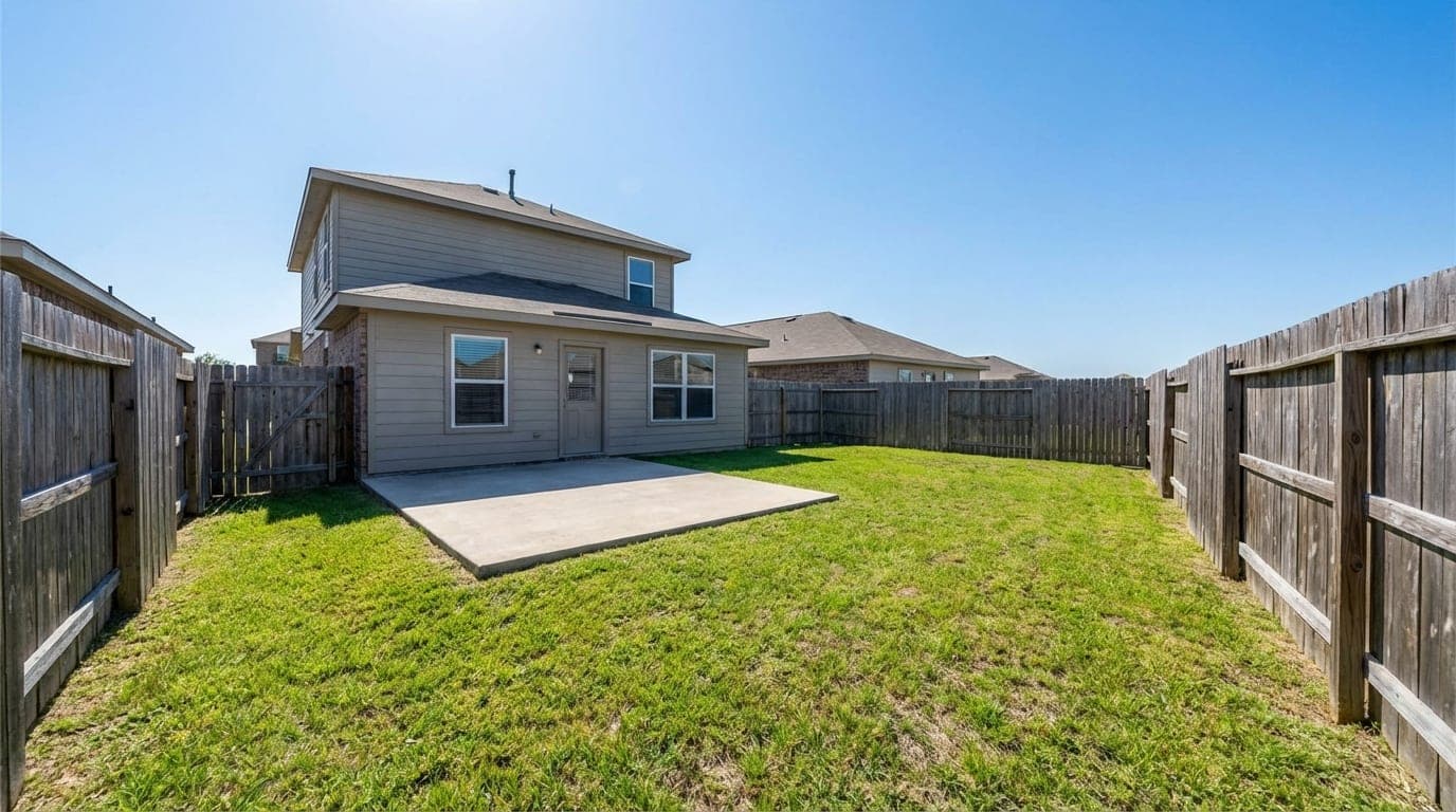 Outdoor Living - Before